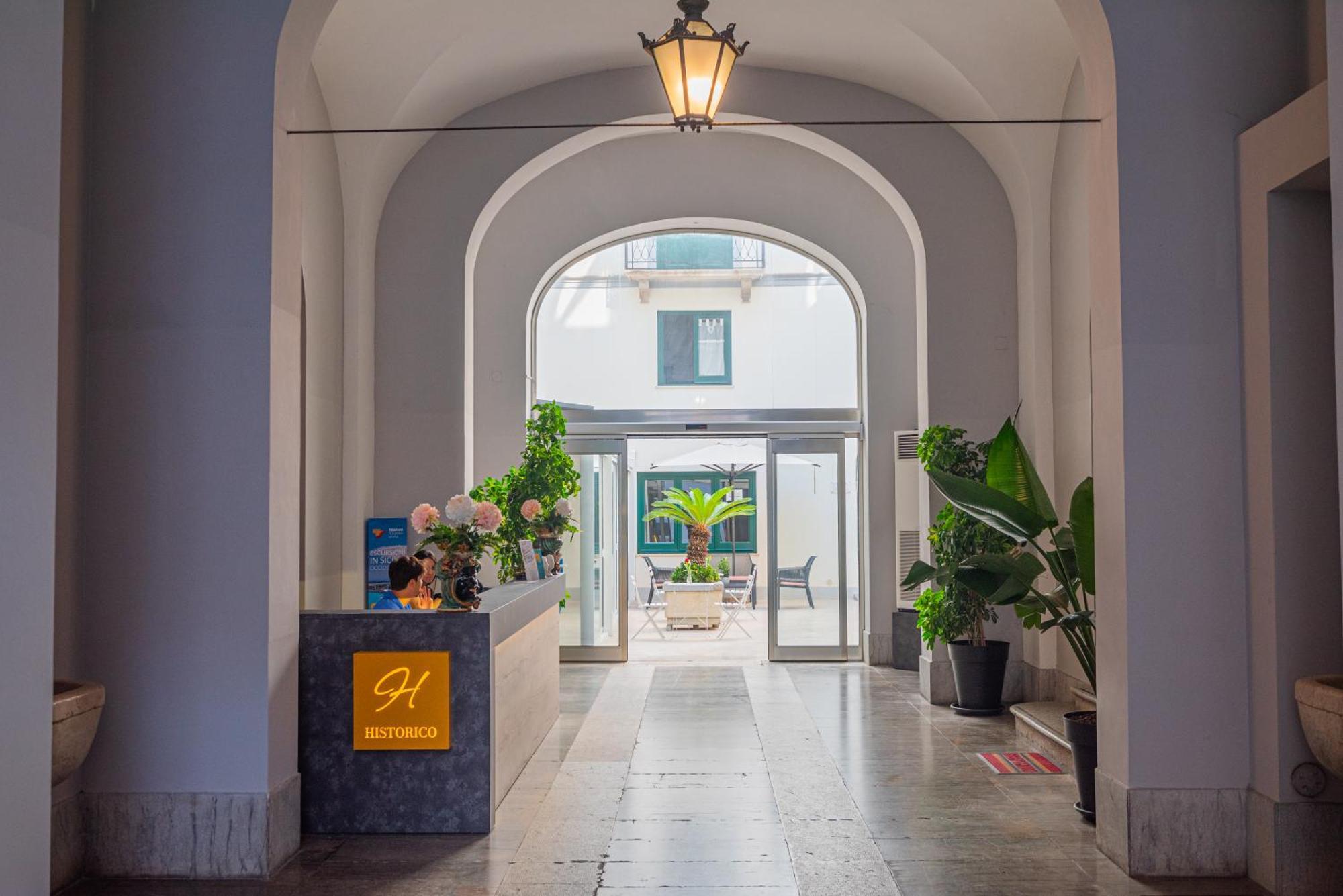 Historico Loft & Rooms Palazzo Adragna XIX Трапані Екстер'єр фото