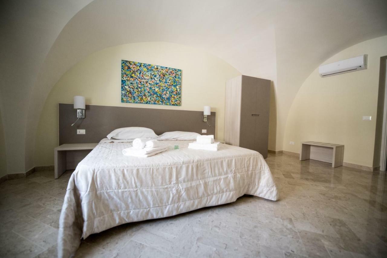 Historico Loft & Rooms Palazzo Adragna XIX Трапані Екстер'єр фото